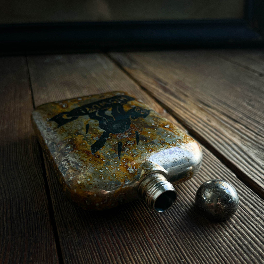HOWDY! WHISKEY FLASK